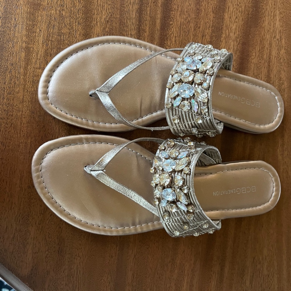 BCBG gold sandals Size 6/36